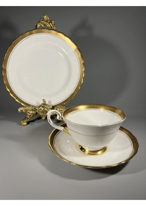 Puodelis su 2 lėkštutėmis porcelianinis, antikvarinis TUSCAN, FINE ENGLISH BONE CHINA, MADE IN ENGLAND. 1947 m. Talpa 180 ml. Kaina 23