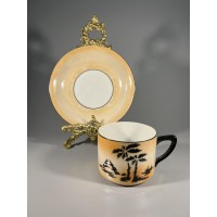 Puodelis su lėkštute porcelianinis Art Deco stiliaus, antikvarinis, tarpukario Čekoslovakija, rytietiškais motyvais, apie 1920-1930 m. Talpa 200 ml. 4 vnt. REZERVUOTA