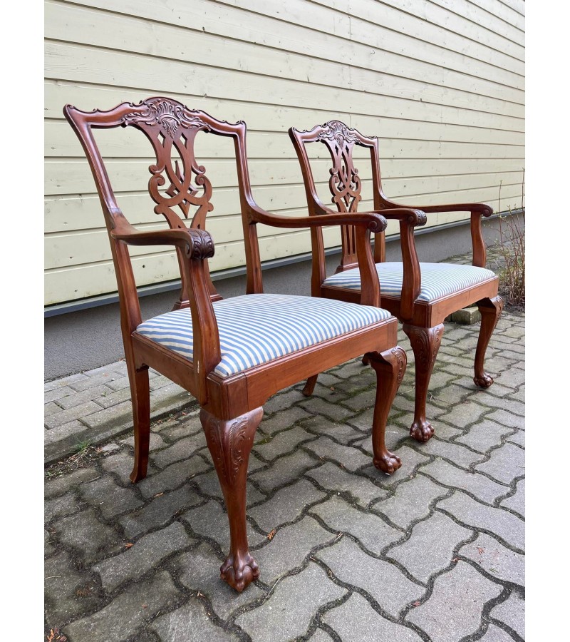 Kėdės Chippendale stiliaus, antikvariniės, riešutmedžio, krėslai, tvirti. 2 vnt. Kaina po 138
