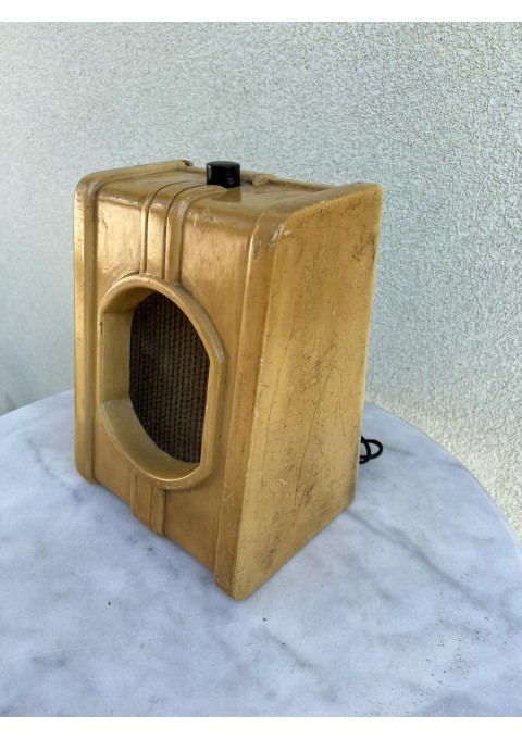 Radio, radijo taškas - abonentinis garsiakalbis antikvarinis. Pagamintas apie 1950 m. Netikrintas. Kaina 87