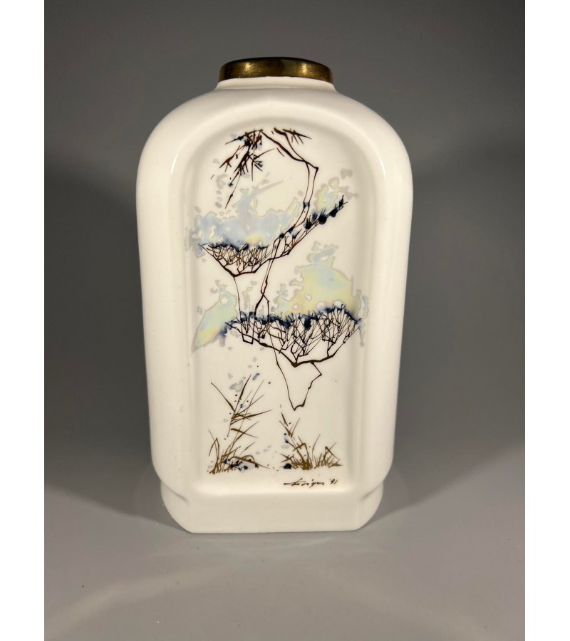 Vazelė, vaza porcelianinė, autorinė, lietuviška. 1991 m. Kaina 18