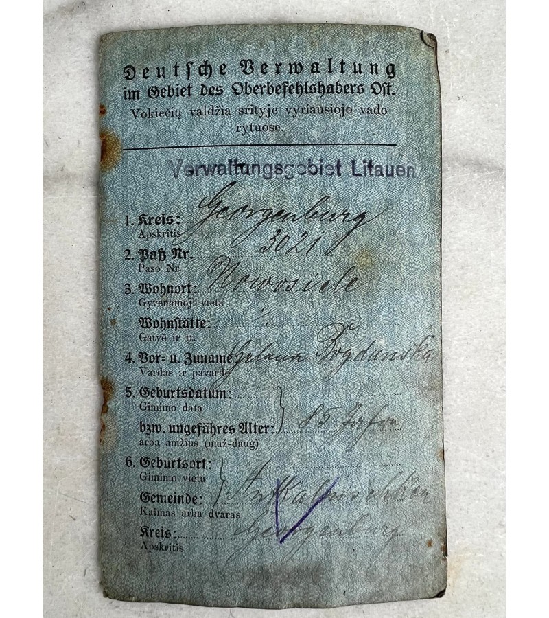 Pasas pirmasis lietuviškas, be viršelio. Vokiečių išduotas 1915 m. gruodžio 20 d. (Jurbarkas) Georgenburg apskr., Nowosiele, Antkalniškių kaimas. Kaina 13