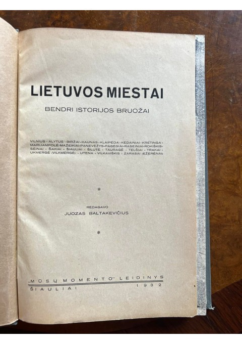 Knyga Lietuvos miestai. 1932 m. Kaina 38