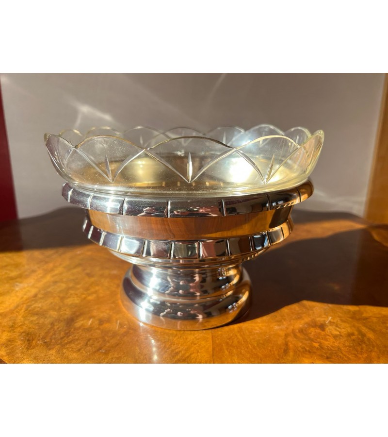 Centrinė vaza, indas sidabruotas su išimamu raižytu stiklu, antikvarinis, Secesijos stiliaus. Kaina 87