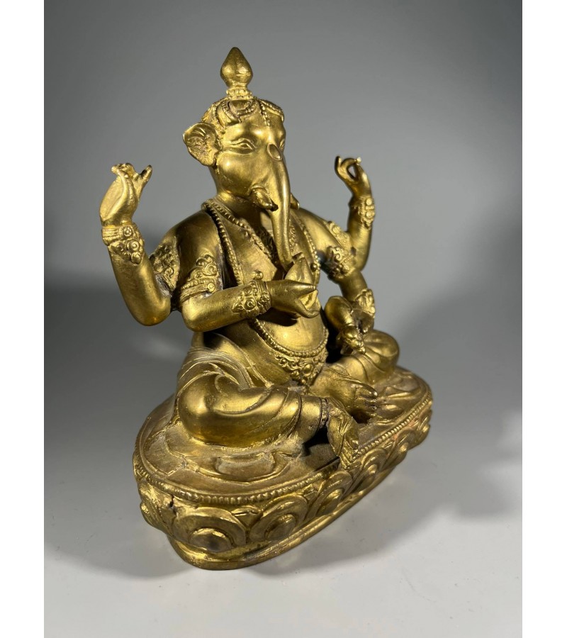 Statulėlė, induizmo dievas Ganeša. Bronza. Svoris 1,8 kg. Kaina 97