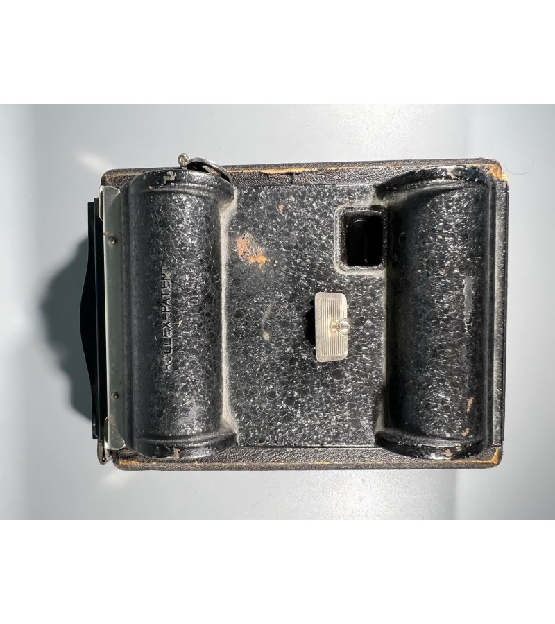 Fotoaparatams antikvariniams Rollex-Patent 61x86mm (6x9cm) 120 ritinėlių laikiklis/nugarėlė skirtas naudoti 6x9cm vidutinio formato fotoaparatuose. Vokietija. Kaina 53