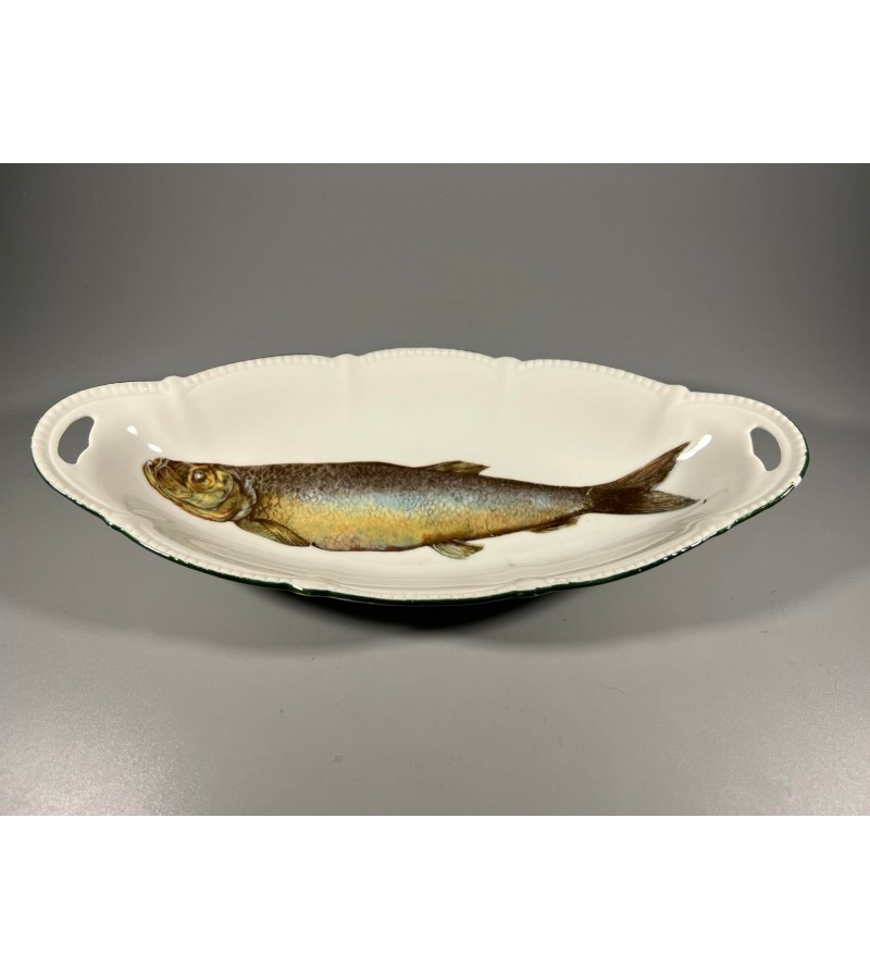 Lėkštė porcelianinė gili puošta žuvim, antikvarinė. Kaina 23