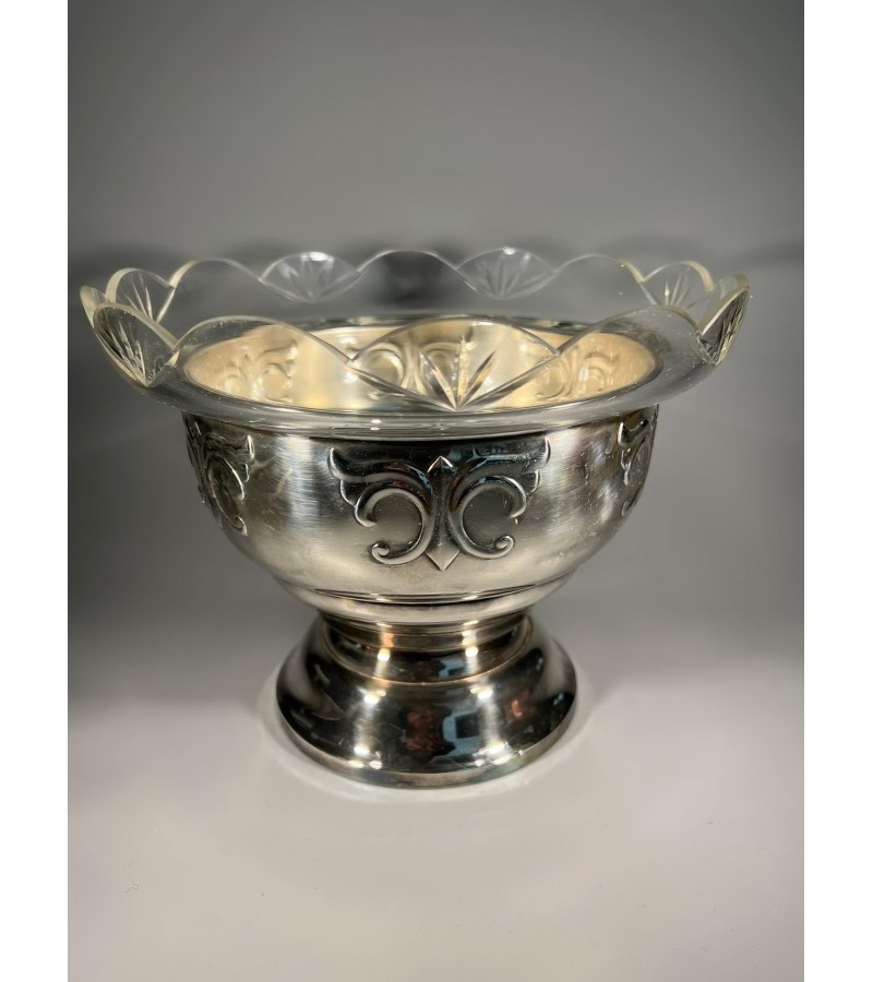 Centrinė vaza, indas sidabruotas su išimamu raižytu stiklu, antikvarinis, Art Deco, Secesijos stiliaus. Kaina 88