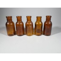 Buteliukai vaistinės, vaistų antikvariniai rudo stiklo.