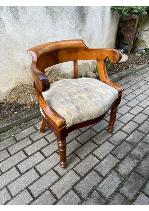Krėslas, kėdė su porankiais Jugendstill stiliaus, medžio masyvo, antikvarinis, darbo kėdė. Tvirtas. Kaina 258