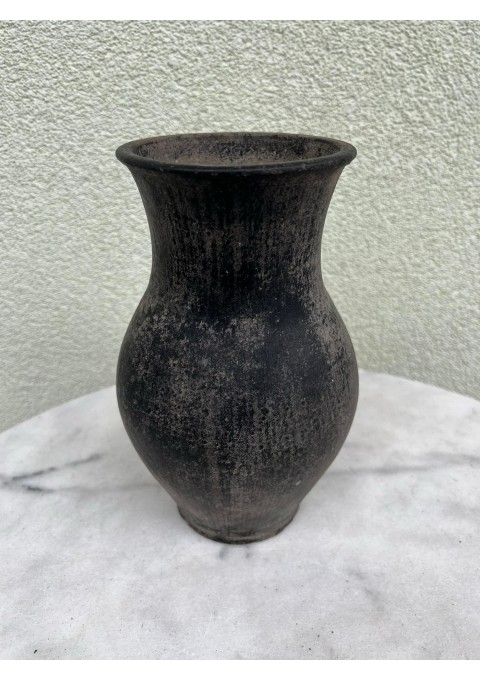 Puodynė molinė, keraminė, juodo molio antikvarinė, liaudiška. Aukštis 23,5 cm. Kaina 58
