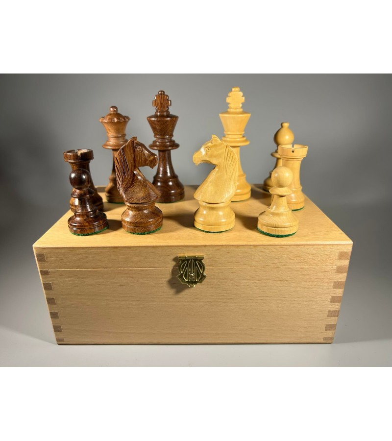 Šachmatai mediniai, medinėje dėžutėje, vintažiniai. Vokietija. Kaina 62