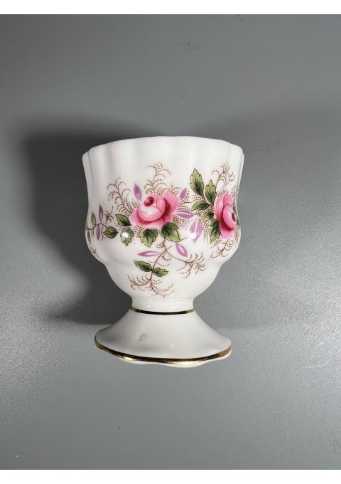 Indas, dėklas porcelianinis kiaušiniams, druskinė ar pan. Levander Rose. Royal Albert. Made in England. Kaina 13