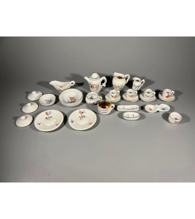 Indai lėlių porcelianiniai, antikvariniai, tarpukario laikų, mini. Kaina 48