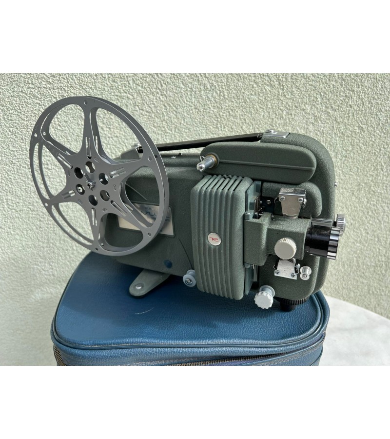 Video projektorius Sekonic 80P. 1960-1970 m. 8 mm juosta. Made in Japan. Kaina 48