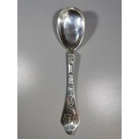 Šaukštas sidabrinis, antikvarinis. Svoris 40 g. Ilgis 18,5 cm. Kaina 48