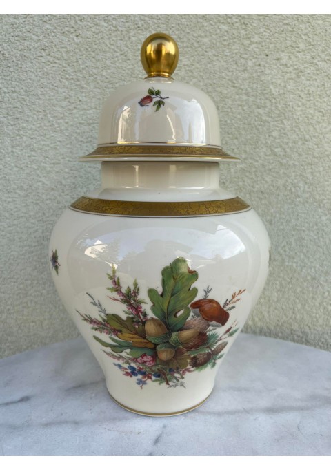 Vaza urna porcelianinė, antikvarinė Rudens gėrybės, Rosenthal. 1943-1948 m. Kaina 93