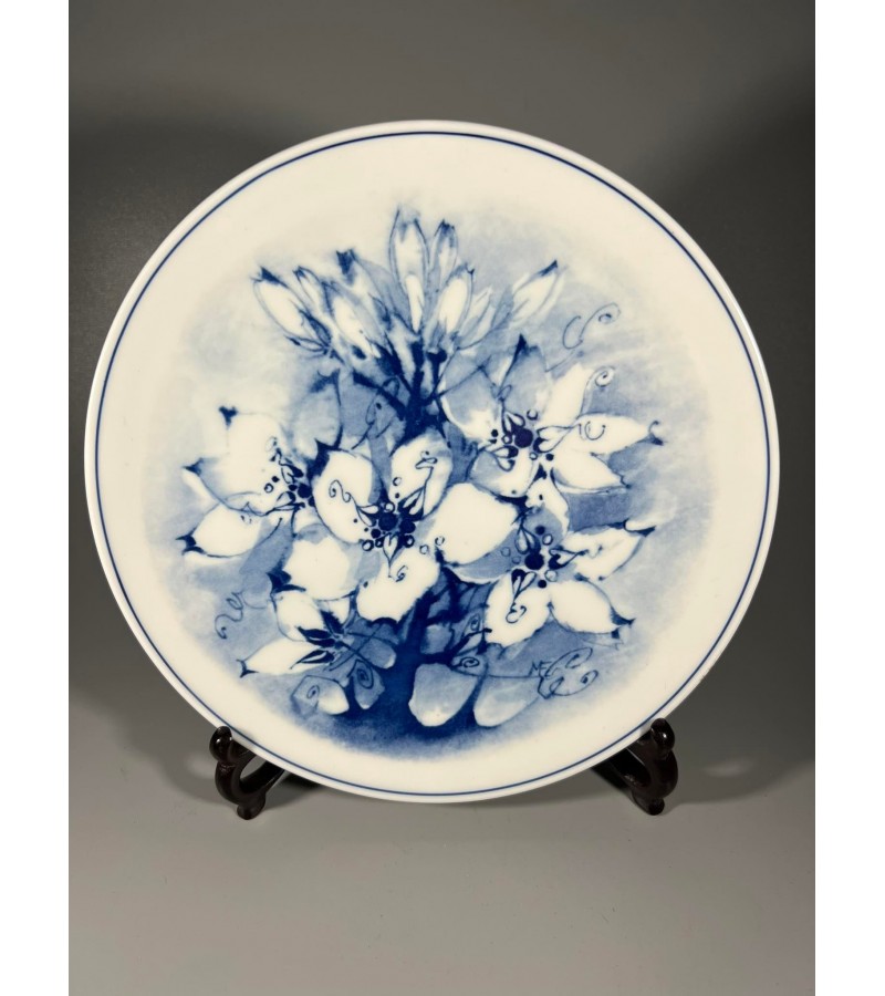 Lėkštė Meissen porcelianinė, antikvarinė. Kaina 38