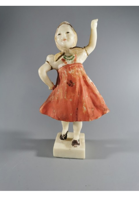 Lėlytė, statulėlė antikvarinė, kolekcinė, vokiška. Kaina 53