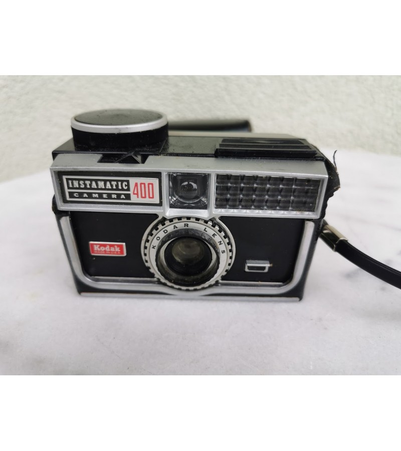 Fotoaparatas Kodak Instamatic Camera 400, originaliame dėkle. 1963-1966 m. Kaina 26