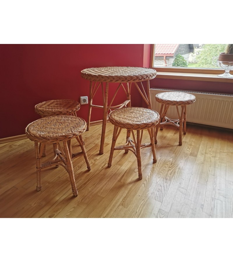 Satalas, kavos staliukas su kėdėmis, komplektas pintas, lietuviškas, vintažinis. Kaina 125