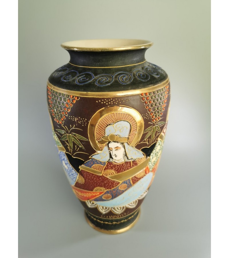 Vaza Satsuma porcelianinė, japoniška, antikvarinė, Kaina 53