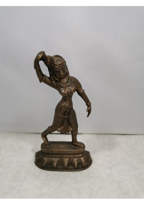 Statulėlė indiška, bronzinė. Kaina 32