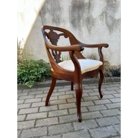 Kėdė su porankiais. krėslas GOTHENBURG tvirtas, antikvarinio stiliaus. Kaina 187