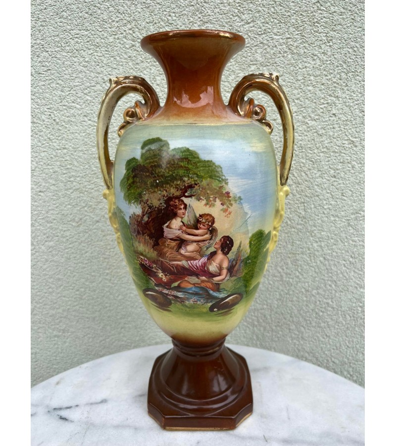 Vaza angliška antikvarinė, fajanso. Kaina 87