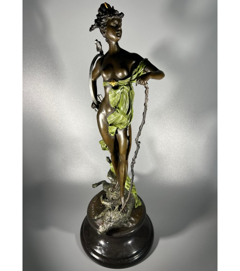 Statula bronzinė Diana Victorious. 1888 m. Albert-Ernest Carrier-Belleuse (French, 1824–1887). Svoris 6 kg. Replika, Kaina 267