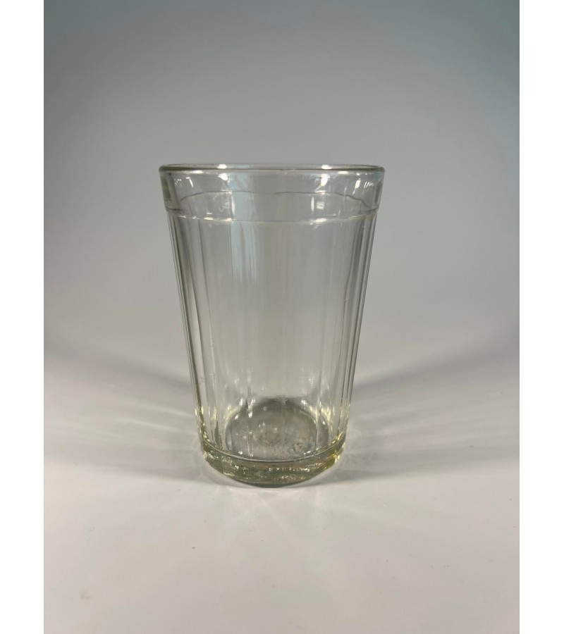 Stiklinė daugiabriaunė, graniona, granionkė, 200 gr., sovietinė, tarybinių laikų. Aukštis 10,5 cm. Nenaudotos. 13 vnt. Kaina po 6