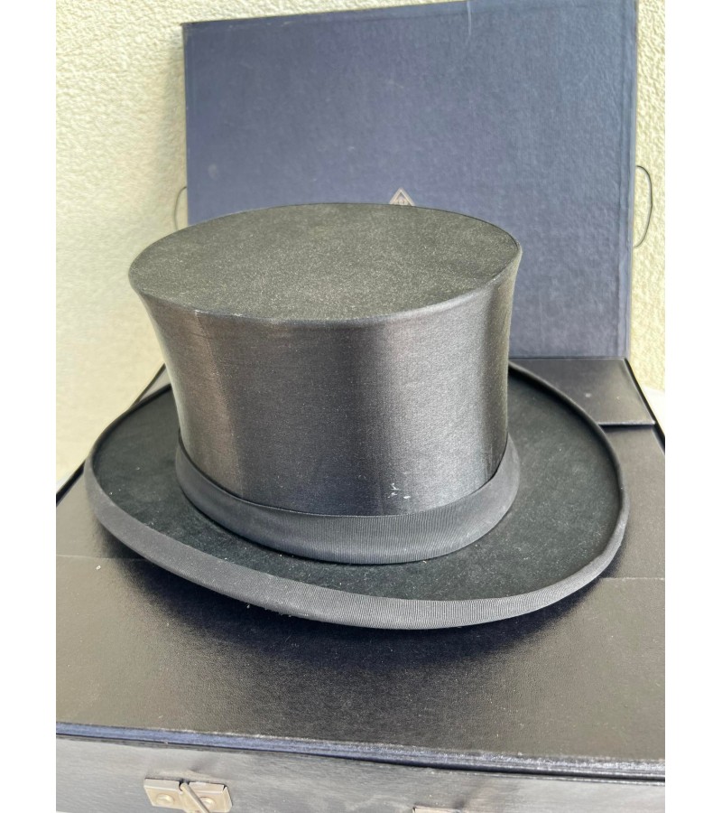 Cilindras - skrybėlė su dėže, antikvarinis, vokiškas. Kaina 113
