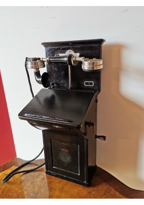 Telefonas antikvarinis sieninis Ericsson Stockholm wall telephone. Svoris 11 kg. Originalas. Kaina 673