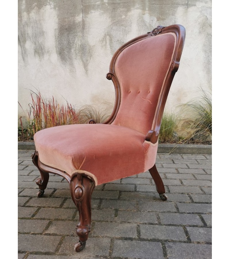 Fotelis, krėslas su ratukais, antikvarinis. Kaina 288