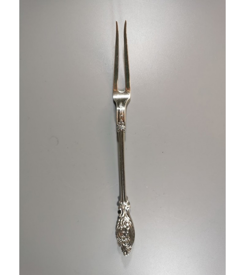 Sidabrinė šakutė, antikvarinė. 34 g. Kaina 52