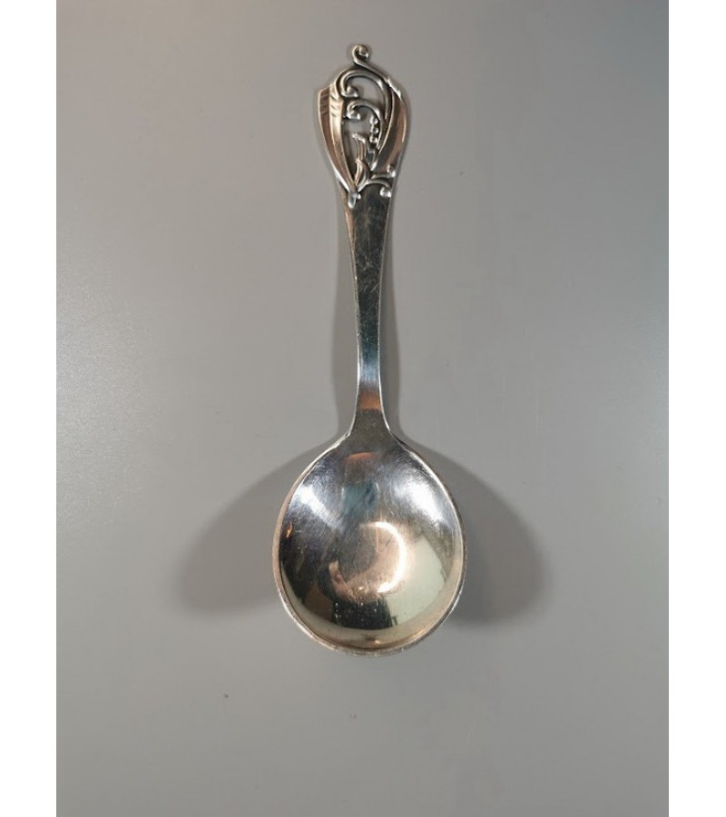 Šaukštas sidabrinis, antikvarinis. 15 g. Kaina 23