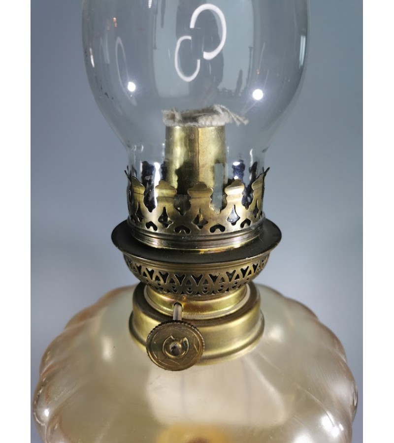 Žibalinė lempa antikvarinė. Kaina 58