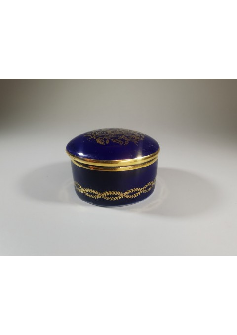 Dėžutė porcelianinė Royal Limoges, kobalto spalvos. Kaina 16