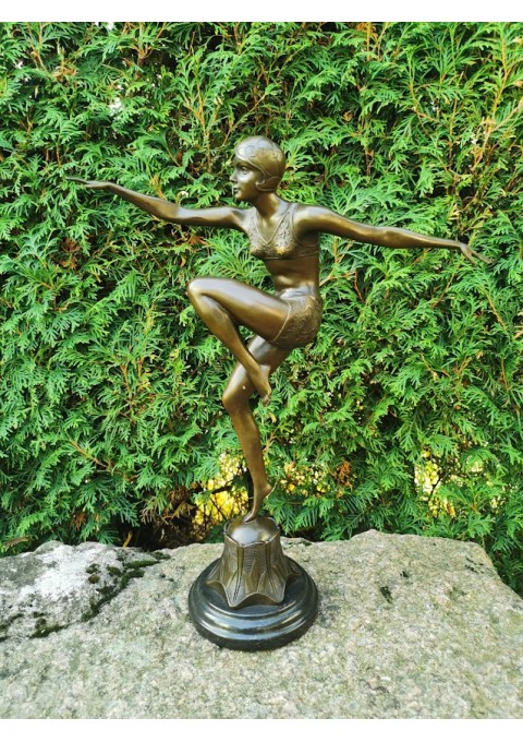 Statula bronzinė Art Deco Šokėja. 1925 m. Ferdinand Preiss "Con Brio" kopija pagaminta Prancūzijoje. Kaina 288