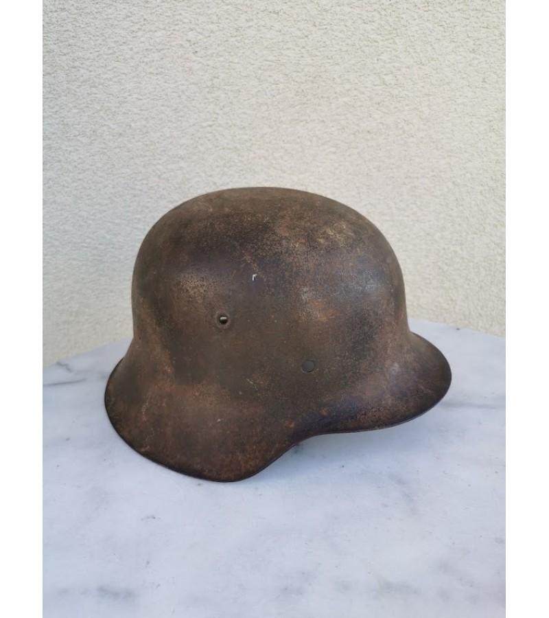 Vokiškas šalmas II PK. German helmet WW2. Kaina 126