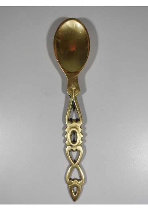 Šaukštas bronzinis, žalvarinis. Ilgis 16 cm. Kaina 8