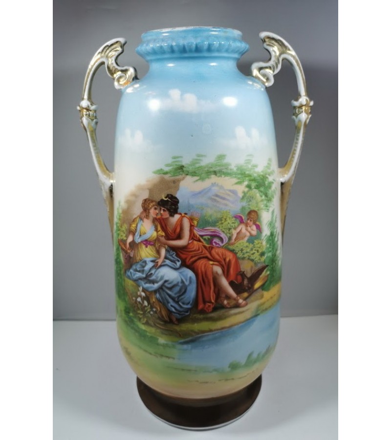 Vaza antikvarinė, porceliano. XX a. pirma pusė. Kaina 168