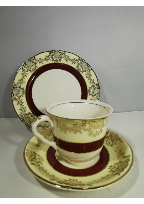 Puodelis su lėkštutėmis, angliškas porcelianinis kavos, 1947 m. talpa 200 ml., 6 vnt. Kaina  po 12 