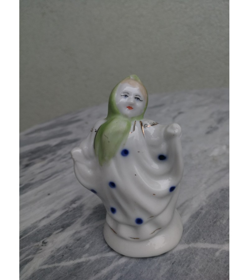 Porcelianinė statulėlė - Šokėja. Ukrainos TSR. Kaina 21