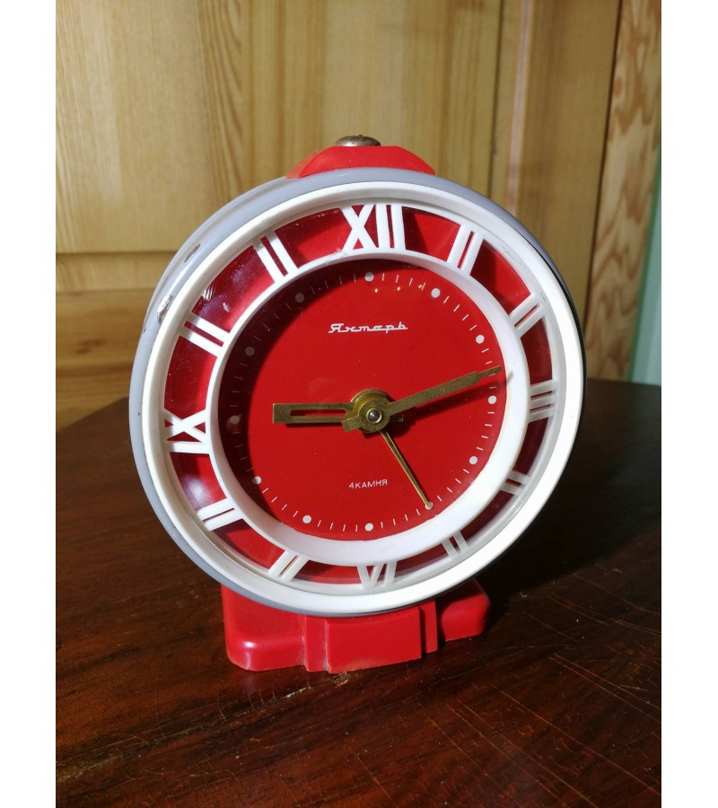 Laikrodis, žadintuvas sovietinis, tarybinių laikų, budilnik Jantar. Veikiantis, patikrintas laikrodininko. Kaina 28