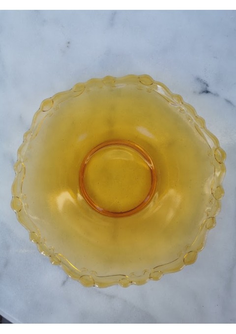 Lėkštė antikvarinė, geltono stiklo. Kaina 12