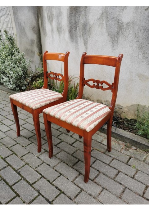 Kėdės tvirtos. 2 vnt. Kaina po 38