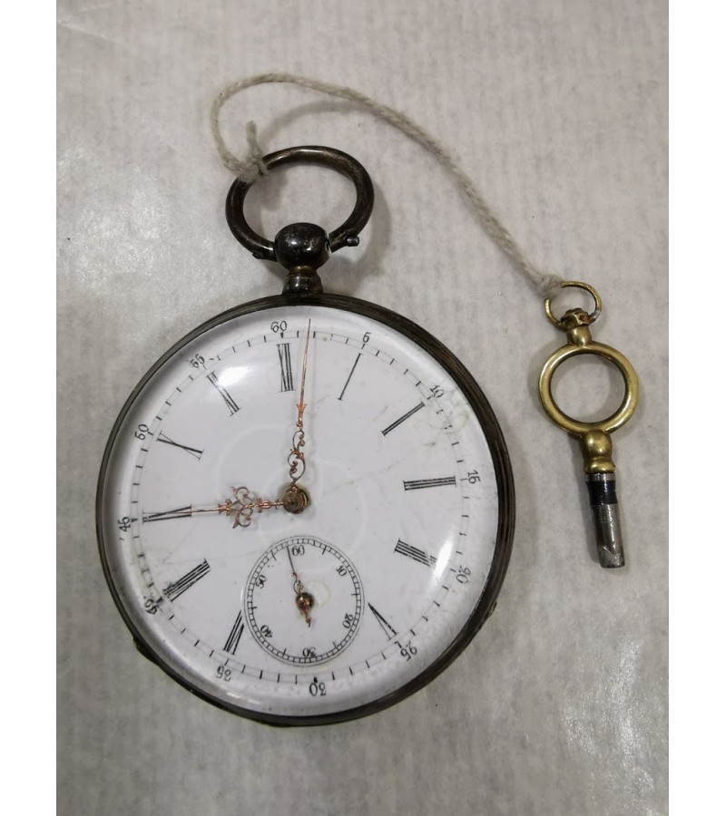 Laikrodis antikvarinis, sidabrinis, kišeninis su rakteliu. Veikiantis. Kaina 92