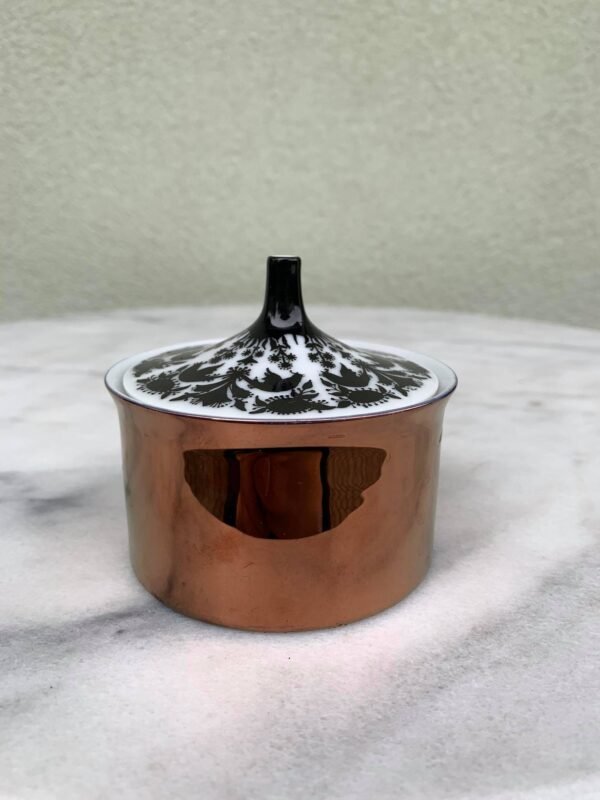 Dėžutė porcelianinė Rosenthal Hilton. Kaina 23