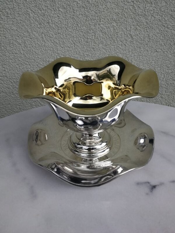 Indai sidabruoti. antikvariniai, metaliniai , puošnūs. 2 vnt. Kaina po 28